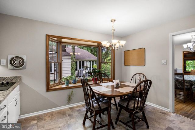 148 WESTOVER DR, Cherry Hill, NJ 08034