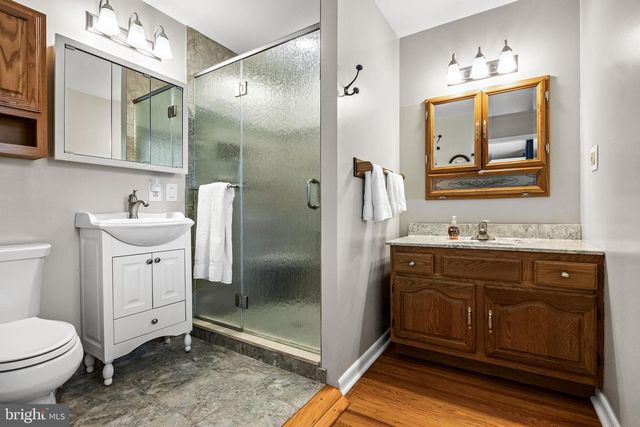 148 WESTOVER DR, Cherry Hill, NJ 08034