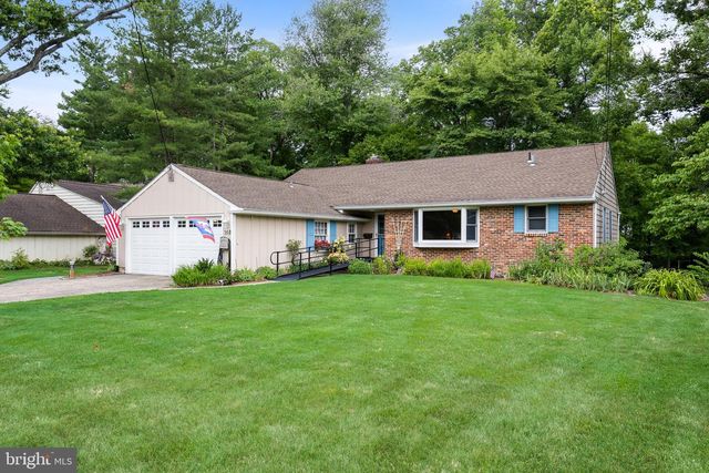 148 WESTOVER DR, Cherry Hill, NJ 08034
