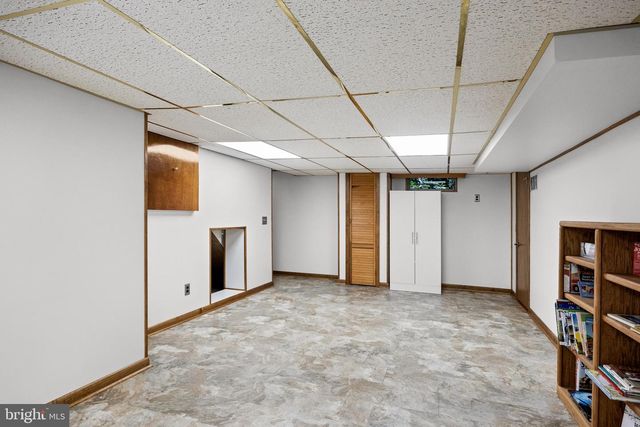 148 WESTOVER DR, Cherry Hill, NJ 08034