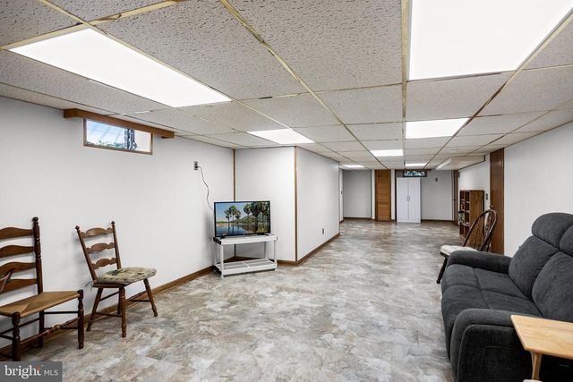 148 WESTOVER DR, Cherry Hill, NJ 08034