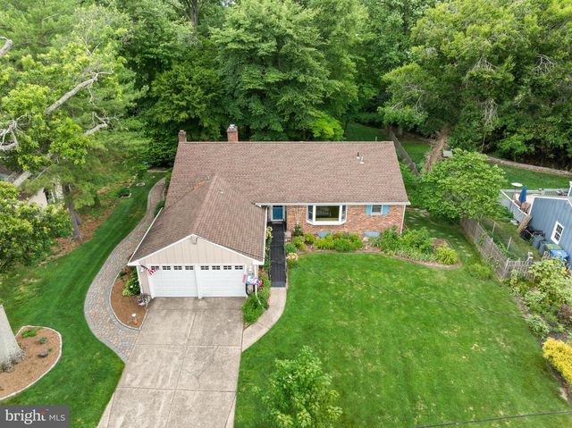 148 WESTOVER DR, Cherry Hill, NJ 08034