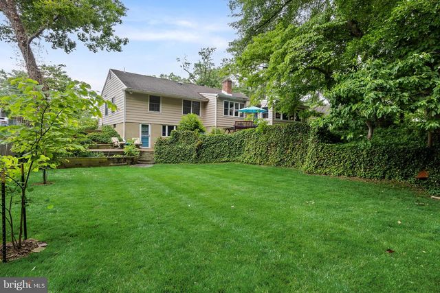 148 WESTOVER DR, Cherry Hill, NJ 08034