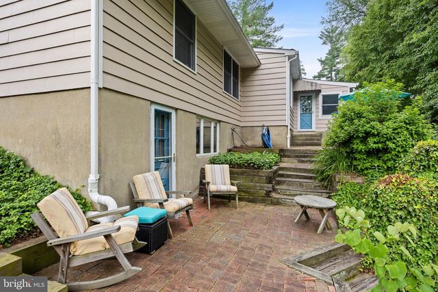 148 WESTOVER DR, Cherry Hill, NJ 08034