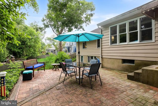 148 WESTOVER DR, Cherry Hill, NJ 08034