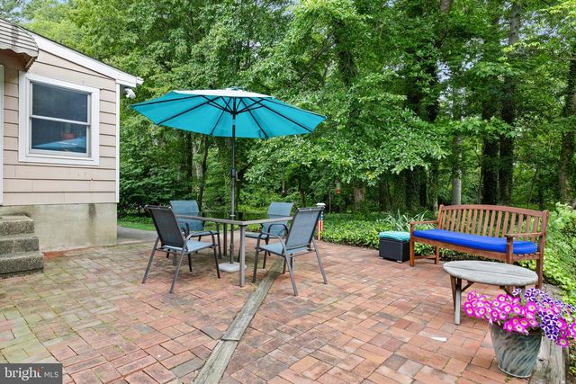 148 WESTOVER DR, Cherry Hill, NJ 08034