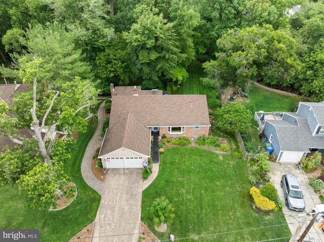148 WESTOVER DR, Cherry Hill, NJ 08034