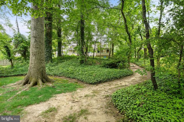 148 WESTOVER DR, Cherry Hill, NJ 08034