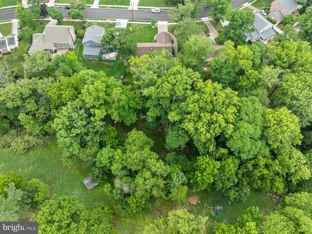 148 WESTOVER DR, Cherry Hill, NJ 08034