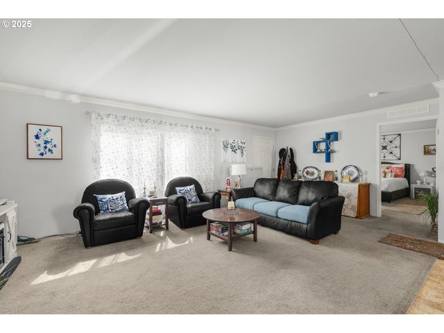 10701 Se HIGHWAY 212 M3, Clackamas, OR 97015