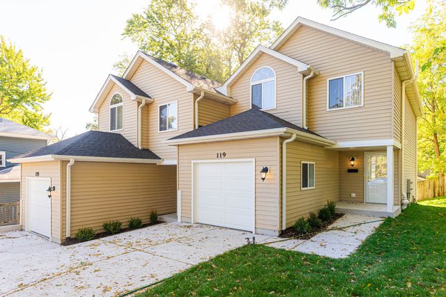 115 N Dole Avenue, Crystal Lake, IL 60014