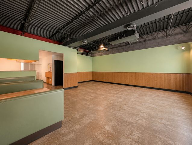 4651 Old Tavern Road, Lisle, IL 60532