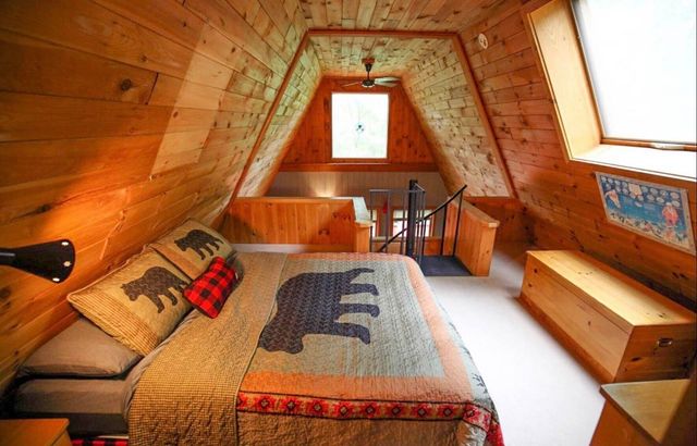 87 Spruce Lane, Jay, NY 12941