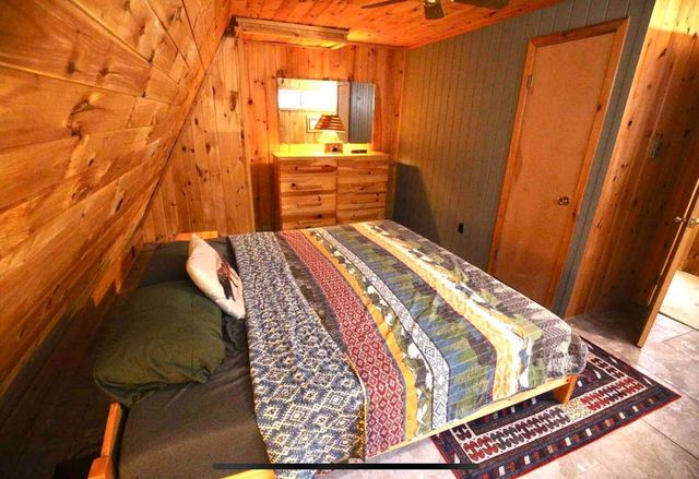 87 Spruce Lane, Jay, NY 12941