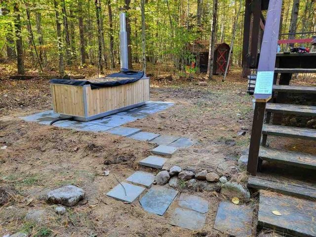 87 Spruce Lane, Jay, NY 12941