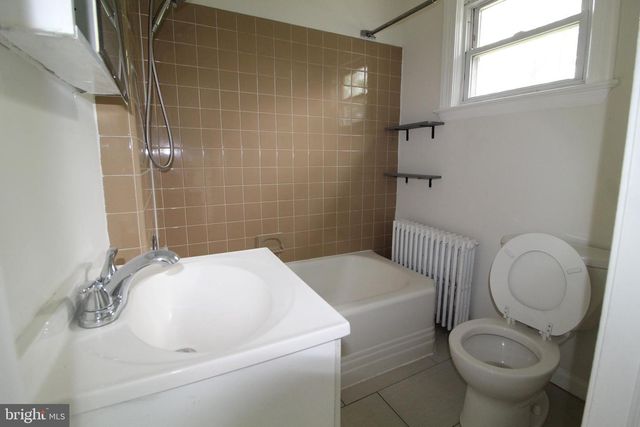 126 NEWTON AVE, Oaklyn, NJ 08107