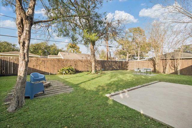 4710 De Milo Drive, Houston, TX 77092