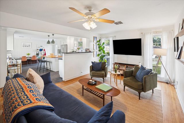 4710 De Milo Drive, Houston, TX 77092