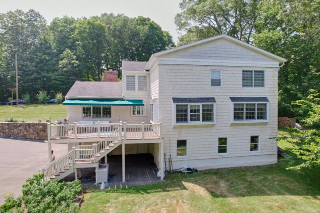 11 Ariel Road, Woodbridge, CT 06525