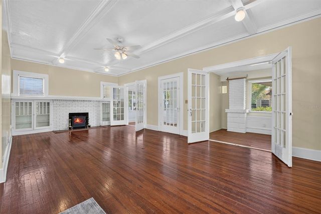 2800 2ND AVENUE N, St Petersburg, FL 33713