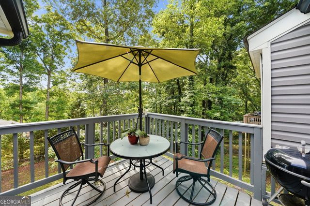 2184 Deep Woods Way, Marietta, GA 30062