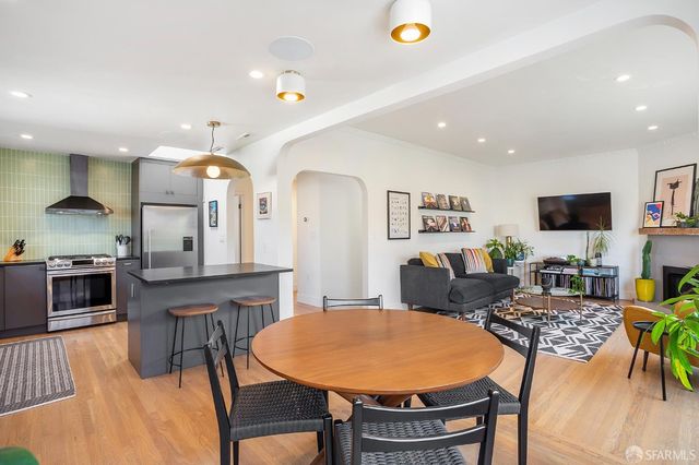 225 Congdon Street, San Francisco, CA 94112