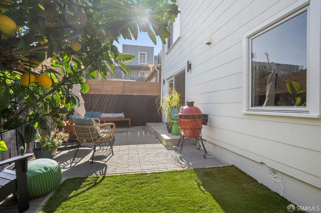 225 Congdon Street, San Francisco, CA 94112