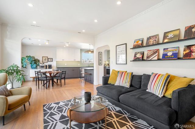 225 Congdon Street, San Francisco, CA 94112