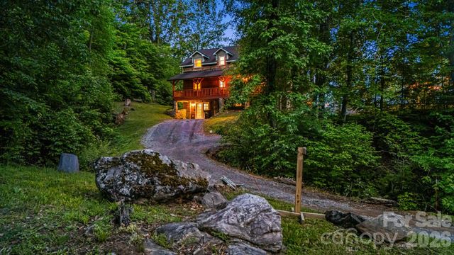 114 Johns Creek Road, Canton, NC 28716