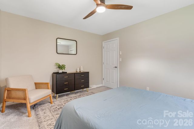 114 Johns Creek Road, Canton, NC 28716