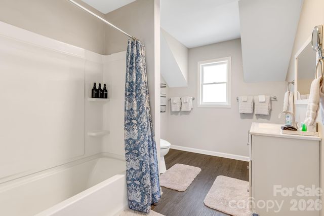 114 Johns Creek Road, Canton, NC 28716