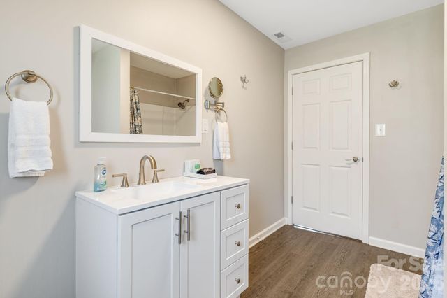 114 Johns Creek Road, Canton, NC 28716
