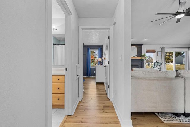 N1778 HYACINTH LANE, Greenville, WI 54942