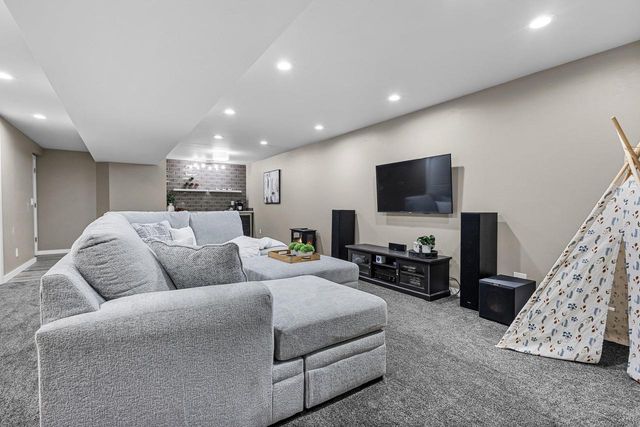 N1778 HYACINTH LANE, Greenville, WI 54942