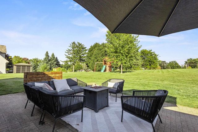 N1778 HYACINTH LANE, Greenville, WI 54942