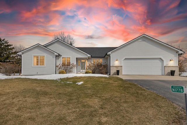 N1778 HYACINTH LANE, Greenville, WI 54942