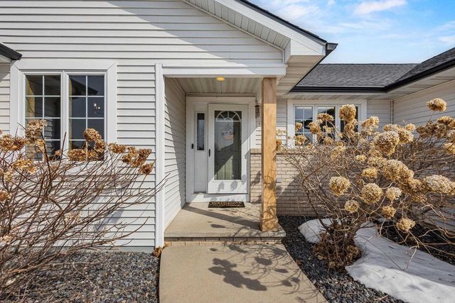 N1778 HYACINTH LANE, Greenville, WI 54942