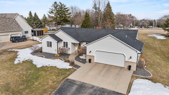 N1778 HYACINTH LANE, Greenville, WI 54942
