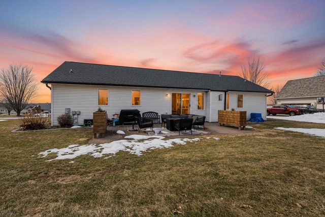 N1778 HYACINTH LANE, Greenville, WI 54942