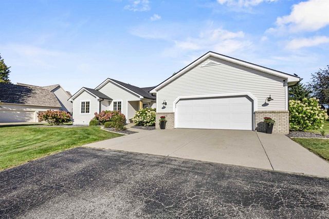 N1778 HYACINTH LANE, Greenville, WI 54942