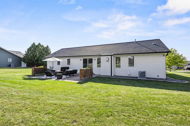 N1778 HYACINTH LANE, Greenville, WI 54942
