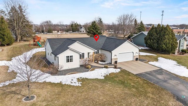 N1778 HYACINTH LANE, Greenville, WI 54942