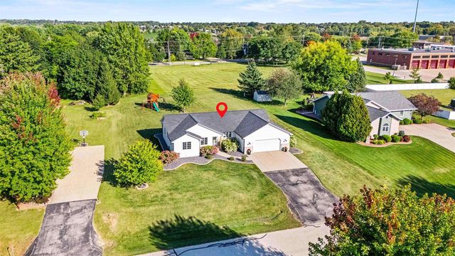 N1778 HYACINTH LANE, Greenville, WI 54942