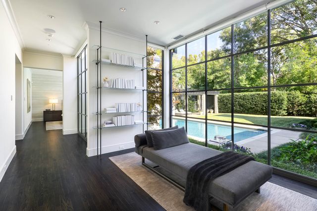 6039 Waggoner Drive, Dallas, TX 75230