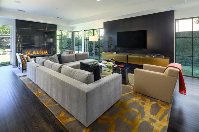 6039 Waggoner Drive, Dallas, TX 75230