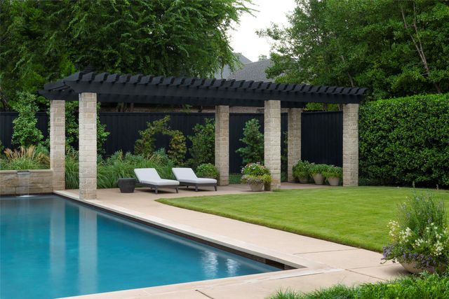 6039 Waggoner Drive, Dallas, TX 75230