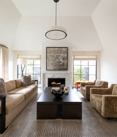 6039 Waggoner Drive, Dallas, TX 75230