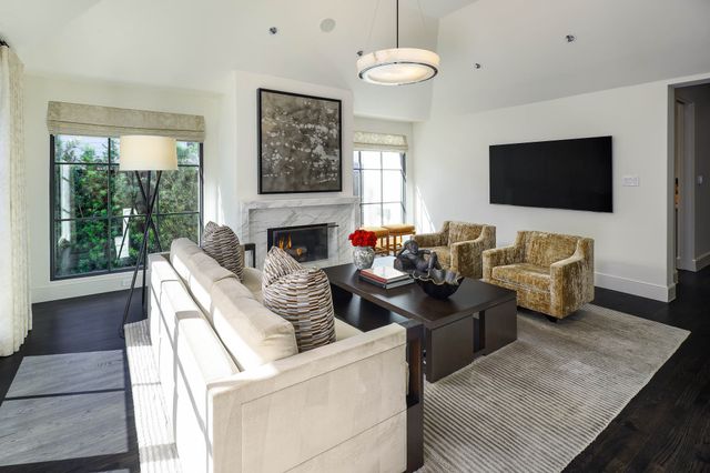 6039 Waggoner Drive, Dallas, TX 75230