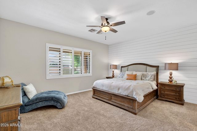 781 E CAPRICORN Way, Chandler, AZ 85249