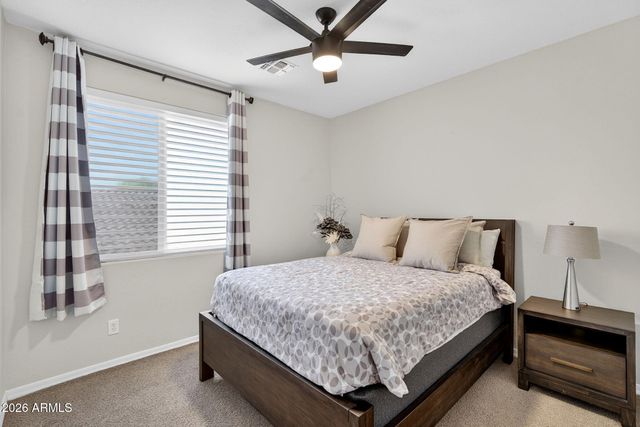 781 E CAPRICORN Way, Chandler, AZ 85249